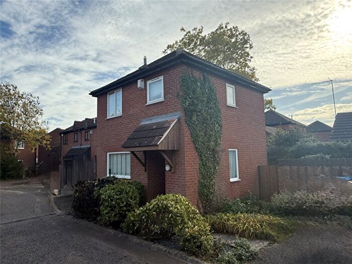 2 Bedroom Detached House For Sale In Barbury Court, Giffard Park, Milton Keynes, Buckinghamshire, MK14