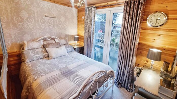 1 Bedroom Park Home For Sale In Fineburn Caravan Park, Frosterley, Weardale, DL13