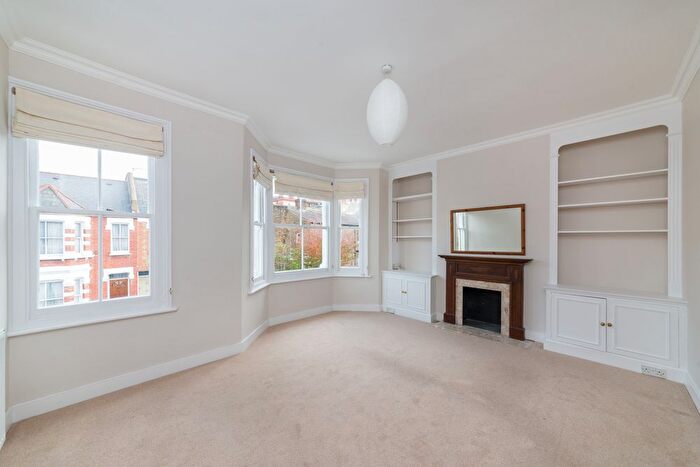 2 Bedroom Flat To Rent In Firth Gardens, Fulham, SW6