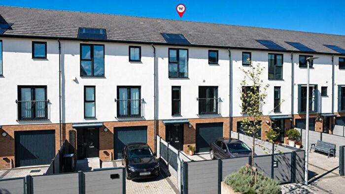 3 Bedroom Terraced House For Sale In Taw Wharf, Barnstaple, Devon, EX31