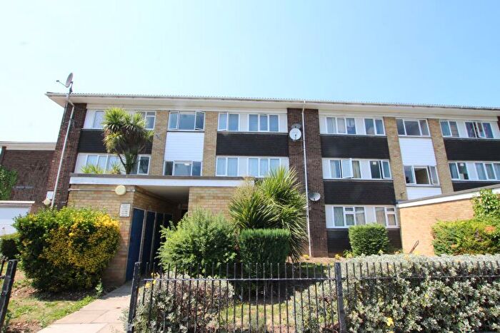 1 Bedroom Flat To Rent In Barnhill Road, Wembley, HA9