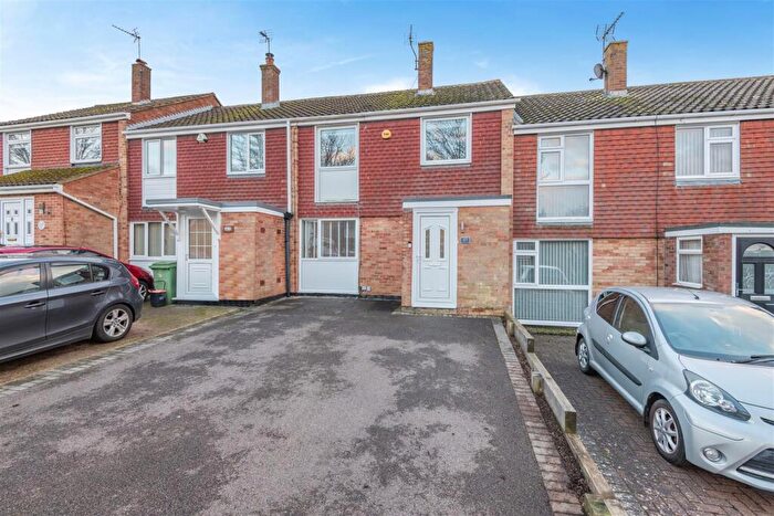 3 Bedroom Terraced House For Sale In Westwood Road, Maidstone, ME15