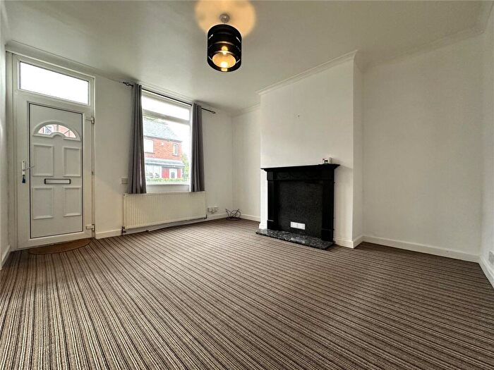 3 Bedroom Terraced House To Rent In Vicarage Terrace, Leeds, West Yorkshire, LS5