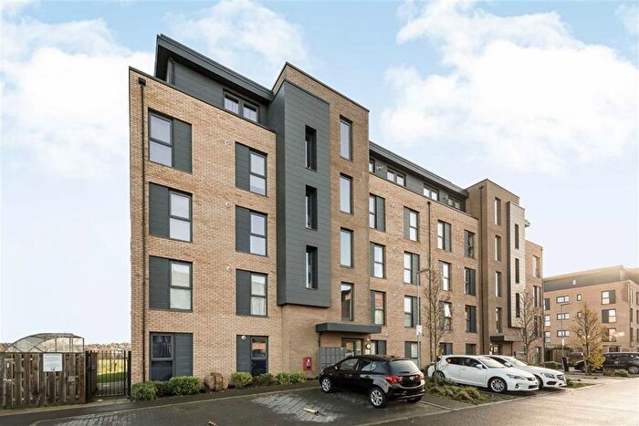 1 Bedroom Flat For Sale In Swannell Way, Cricklewood, NW2