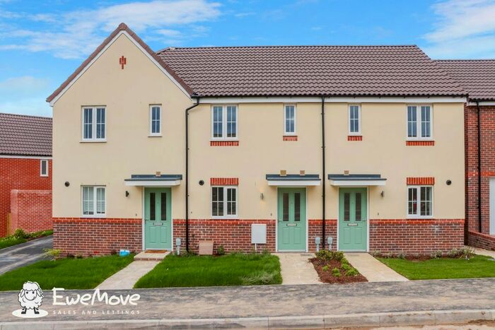 2 Bedroom Terraced House To Rent In Fosbury Crescent, Coate, Swindon, SN3