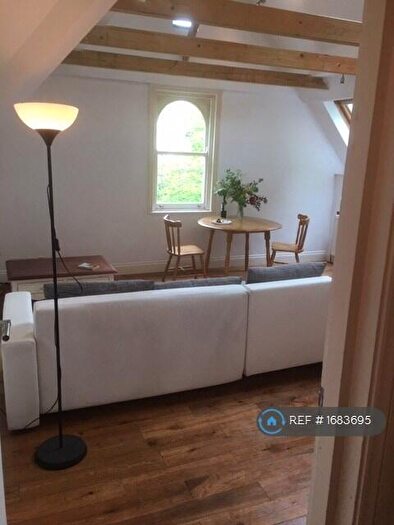 2 Bedroom Flat To Rent In Wickham Road, London, SE4