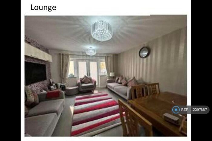 3 Bedroom Terraced House To Rent In Kingfisher Drive, Maidenhead, SL6