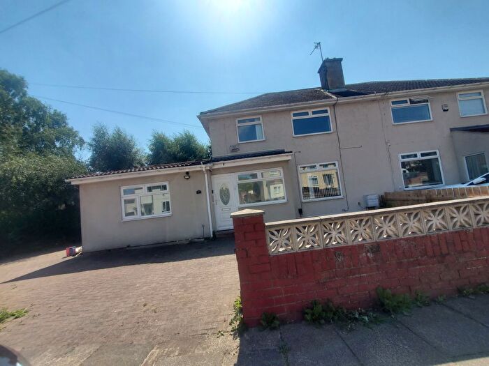4 Bedroom Semi-Detached House To Rent In Rowanwood Gardens, Gateshead, NE11