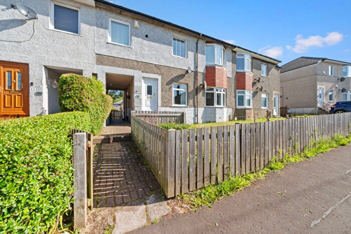 3 Bedroom Flat To Rent In Merton Drive, Glasgow, Glasgow City, G52