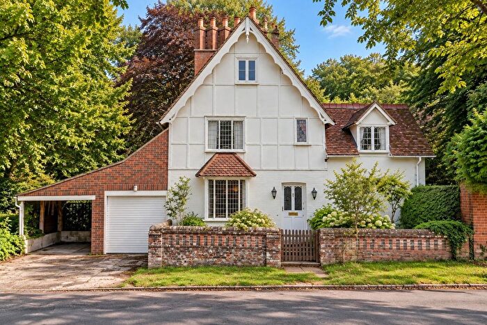 3 Bedroom Detached House For Sale In Whiteleaf, Princes Risborough, Buckinghamshire, HP27