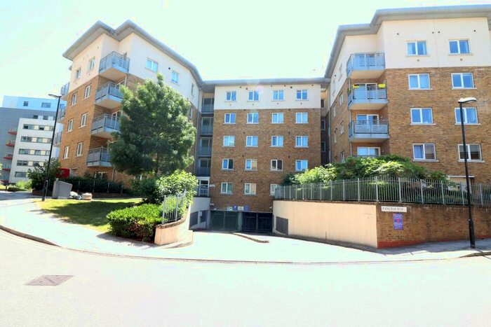 1 Bedroom Flat To Rent In Pancras Way, Bow, E3
