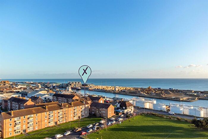 3 Bedroom Apartment For Sale In West Road, Portslade, Brighton, BN41