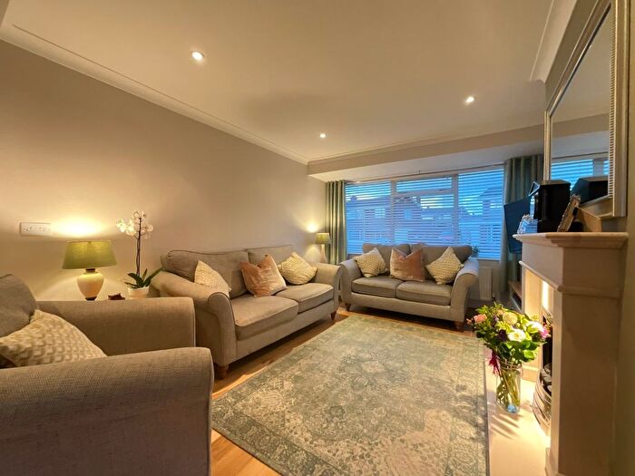 4 Bedroom Detached House For Sale In Mitford Road, South Shields, Tyne And Wear, NE34