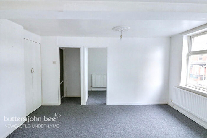 2 Bedroom Apartment To Rent In Albert Street, Newcastle, ST5