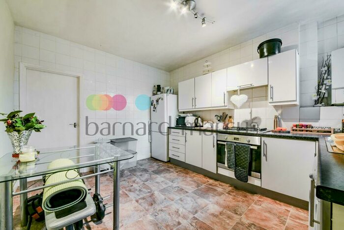 1 Bedroom Flat To Rent In Florence Road, South Croydon, CR2