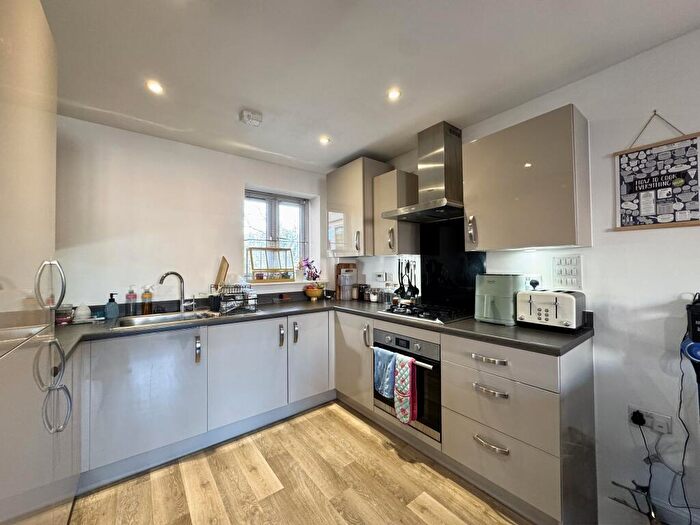 2 Bedroom Apartment To Rent In Cavendish Drive, Locks Heath, SO31