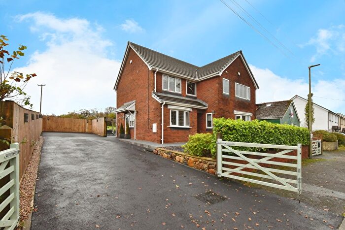 4 Bedroom Detached House For Sale In Thornhill Road, Cwmgwili, Llanelli, Carmarthenshire, SA14