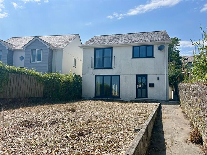 4 Bedroom Detached House For Sale In Tregonissey Road, St. Austell, PL25
