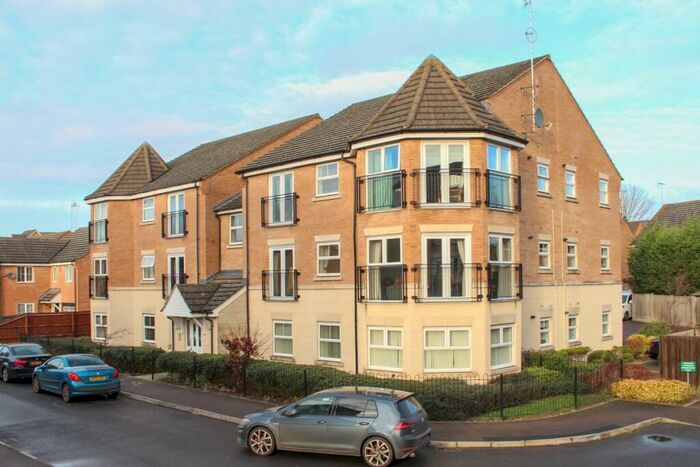 2 Bedroom Apartment To Rent In Reeve Close, Leighton Buzzard, LU7