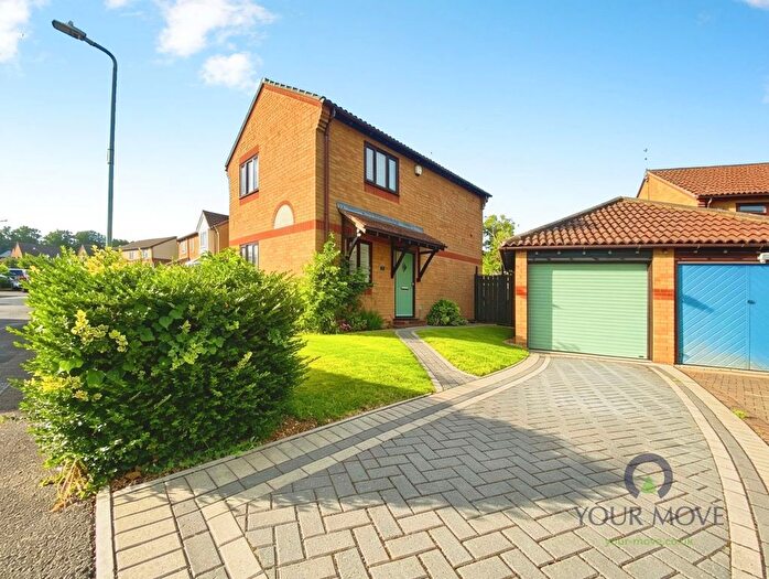 3 Bedroom Detached House For Sale In Pavilion Drive, Kemsley, Sittingbourne, Kent, ME10