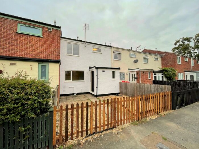 3 Bedroom Terraced House To Rent In Bridle Road, Watton, IP25