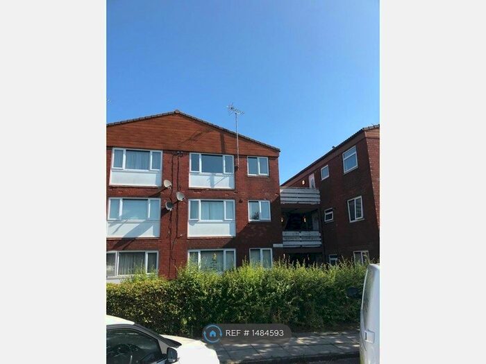2 Bedroom Flat To Rent In Barnes Road, Skelmersdale, WN8