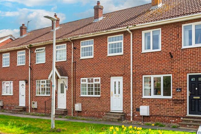 2 Bedroom Cottage For Sale In Briary Cottages, Easington, HU12