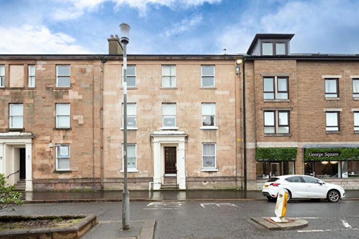 3 Bedroom Flat For Sale In George Square, Greenock, PA15