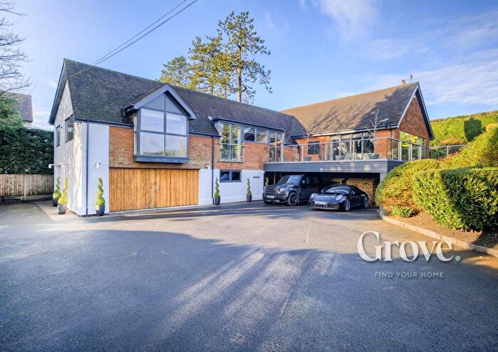 4 Bedroom House For Sale In Farley Lane, Romsley, Halesowen, B62