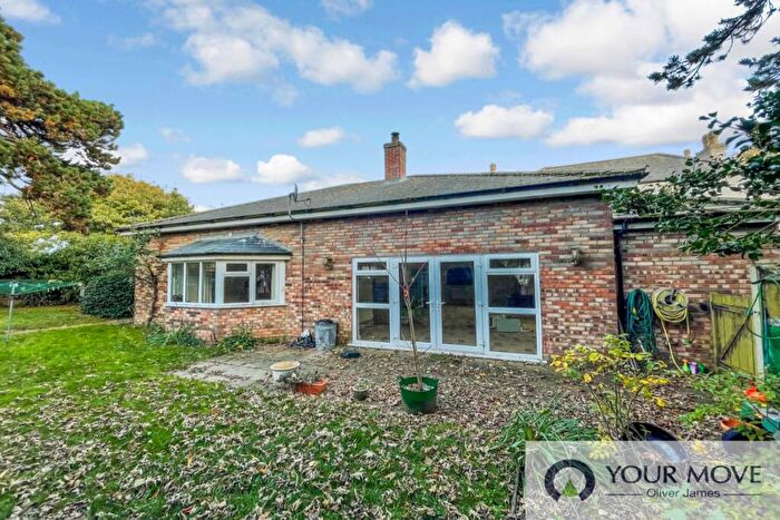 3 Bedroom Bungalow To Rent In Decoy Road, Ormesby, Great Yarmouth, Norfolk, NR29