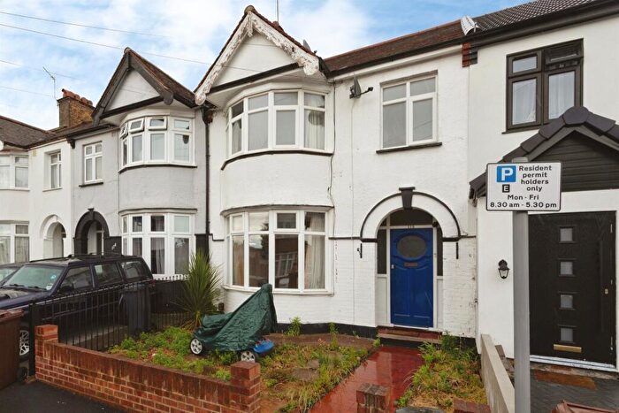 3 Bedroom Terraced House For Sale In Hulse Avenue, Barking, IG11