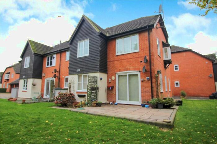 2 Bedroom Flat To Rent In Pyotts Court, Old Basing, Basingstoke, Hampshire, RG24