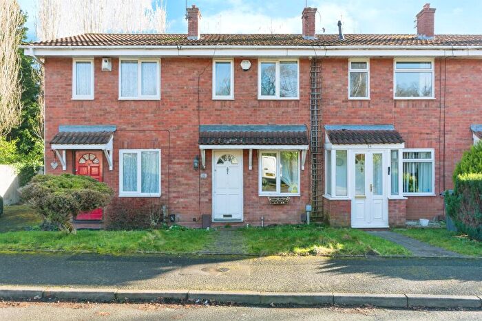 2 Bedroom Terraced House For Sale In Raddlebarn Farm Drive, Birmingham, B29