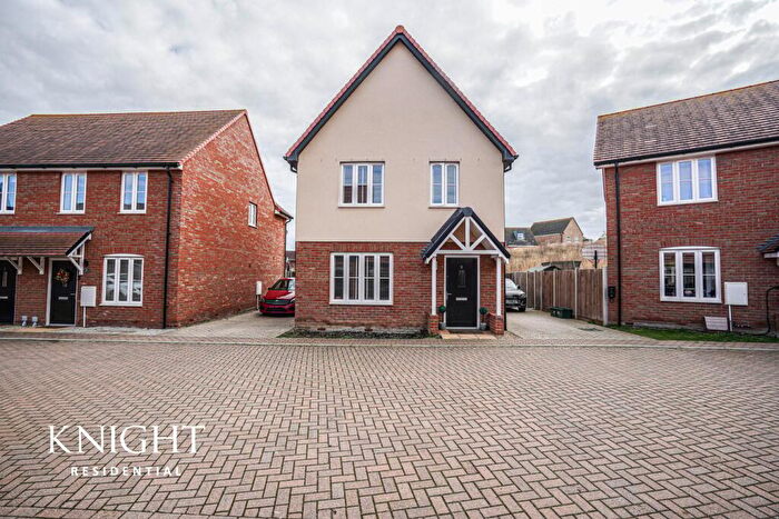3 Bedroom Detached House For Sale In Stonechat Drive, Stanway, Colchester, CO3