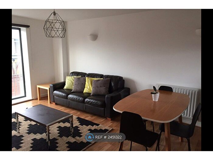 2 Bedroom Flat To Rent In Brooksby's Walk, London, E9