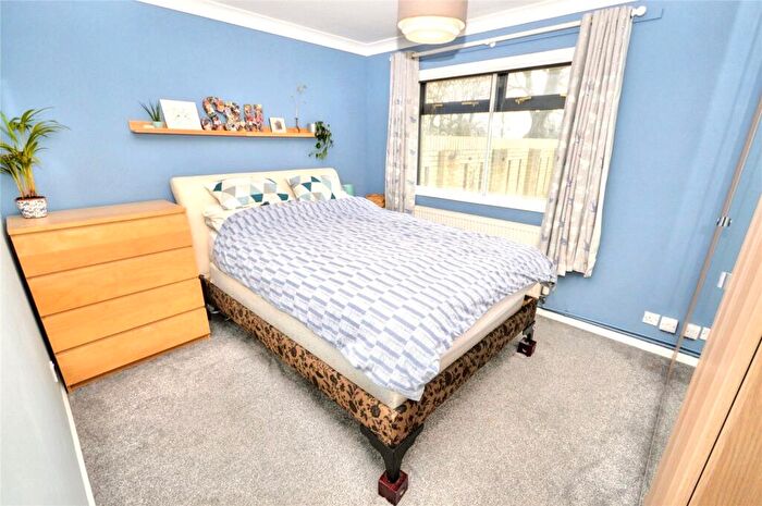 3 Bedroom Detached Bungalow For Sale In Shepcote Crescent, Leeds, West Yorkshire, LS16