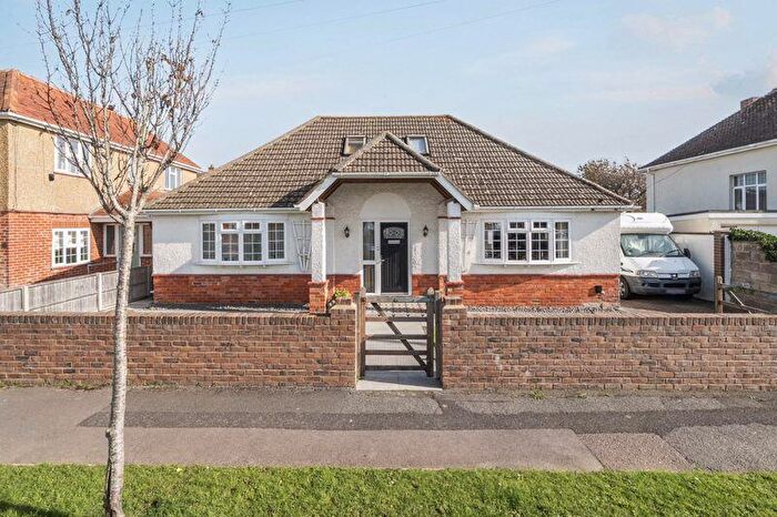 3 Bedroom Detached House For Sale In Studland Road, Lee-On-The-Solent, PO13
