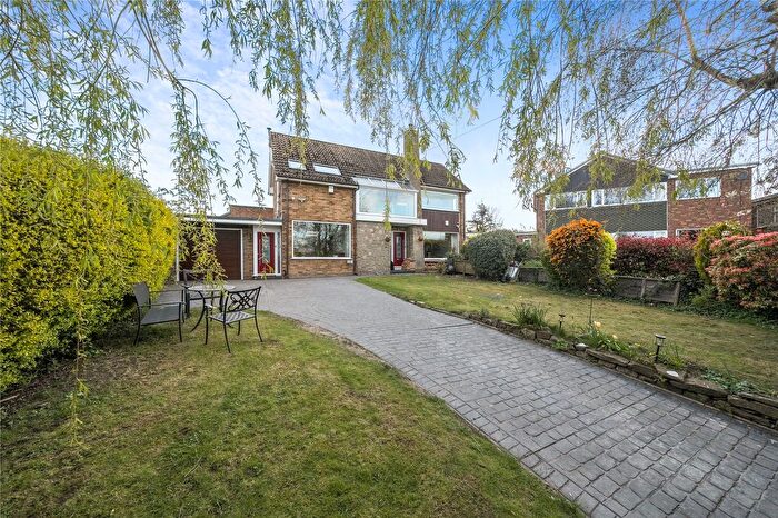 5 Bedroom Detached House For Sale In Kingsway, Garforth, Leeds, West Yorkshire, LS25