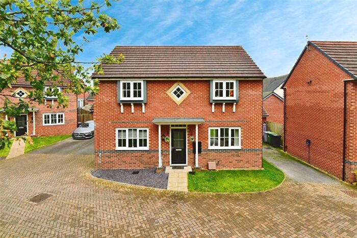 4 Bedroom Detached House For Sale In Dappled White Close, Sandbach, Cheshire, CW11