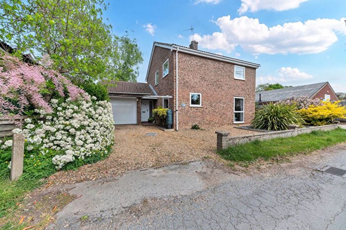 3 Bedroom Detached House For Sale In Rectory Lane, Fowlmere, SG8