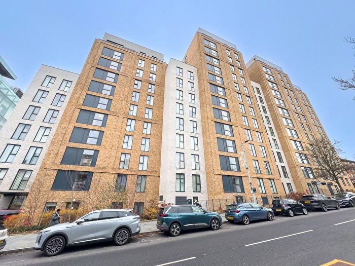 3 Bedroom Flat To Rent In Weston Point, Wellington Street, Woolwich, London, SE18