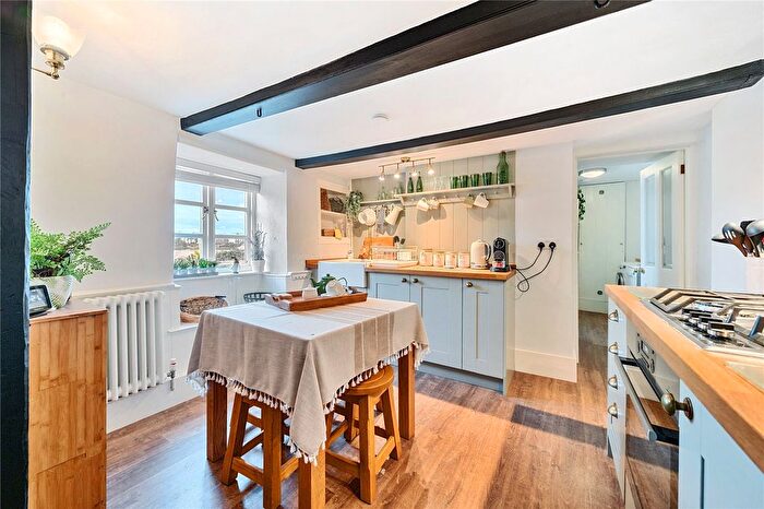 2 Bedroom Cottage For Sale In Yonder Street, Hooe Lake, PL9