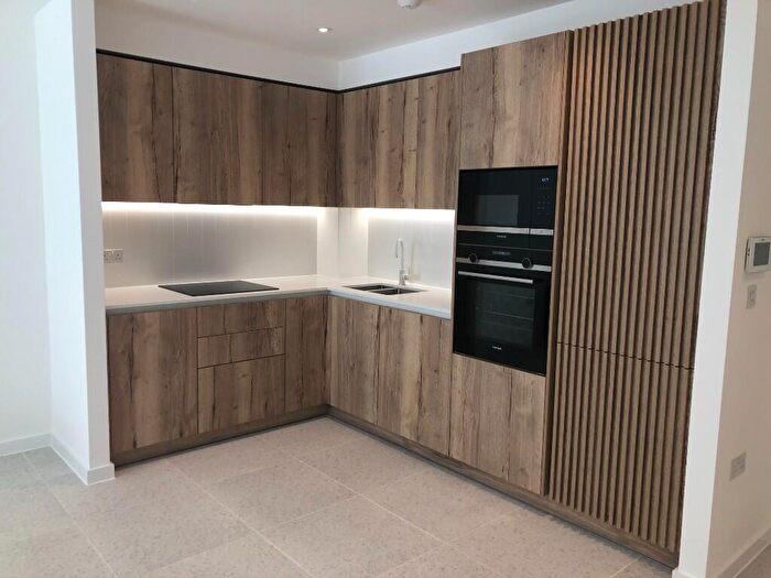 1 Bedroom Flat To Rent In Jacquard Point, Tapestry Way, London, [Mdh], E1