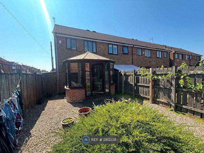 2 Bedroom End Of Terrace House To Rent In The Rydales, Hull, HU5