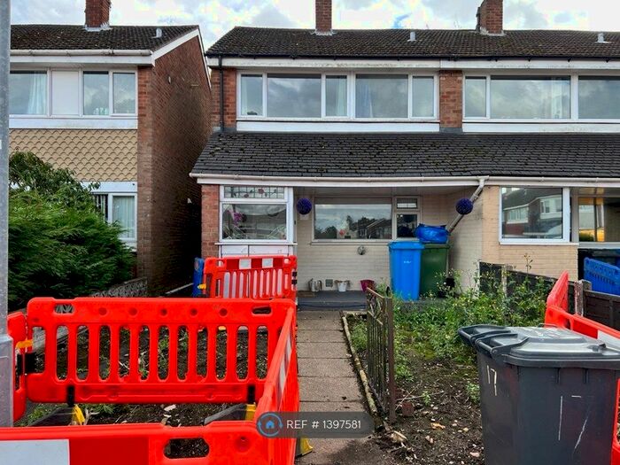 3 Bedroom Terraced House To Rent In Norfolk Grove, Walsall, WS6