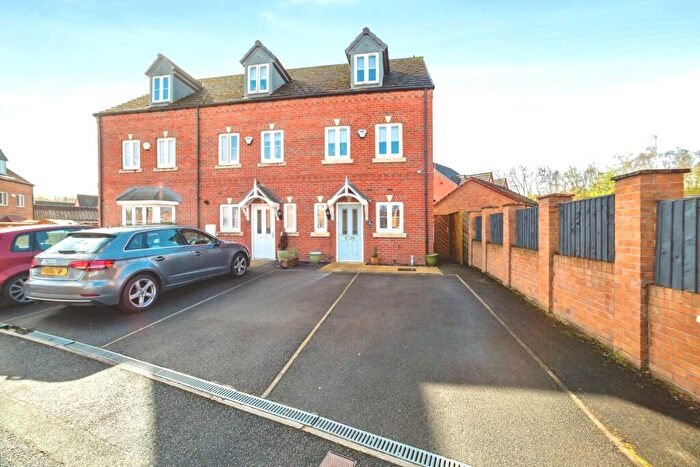 3 Bedroom End Of Terrace House For Sale In Songthrush Way, Wath-Upon-Dearne, Rotherham, S63