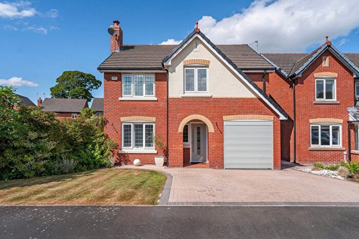 4 Bedroom Detached House For Sale In Rotherhead Drive, Macclesfield, SK11