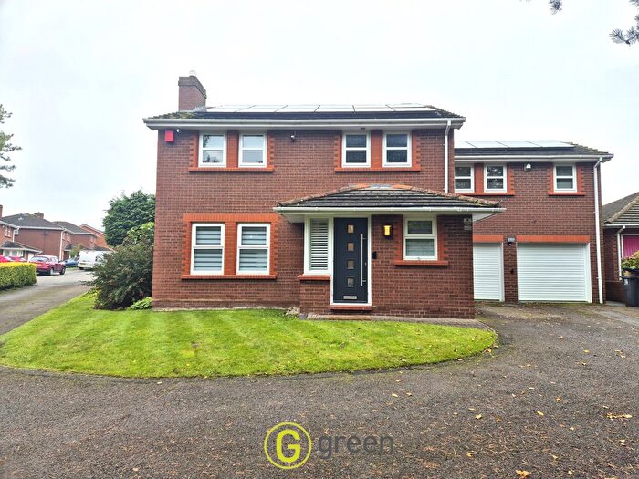 5 Bedroom Detached House To Rent In Lawnswood, Sutton Coldfield, West Midlands, B76