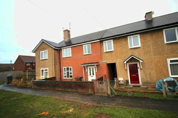 3 Bedroom Terraced House To Rent In Pinnocks Place, Swindon SN2