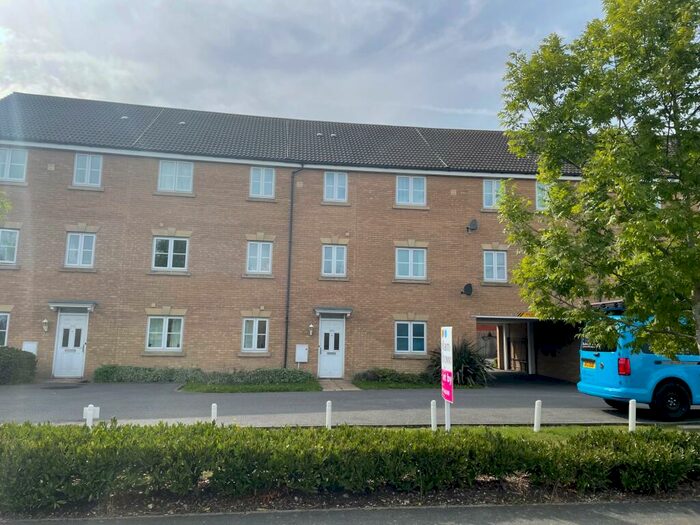 2 Bedroom Apartment To Rent In Hargate Way, Hampton Hargate, Peterborough, PE7